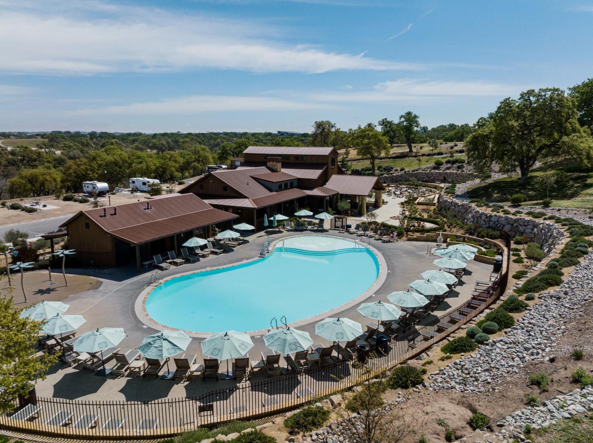 Sun Outdoors Paso Robles Hotel Exterior photo