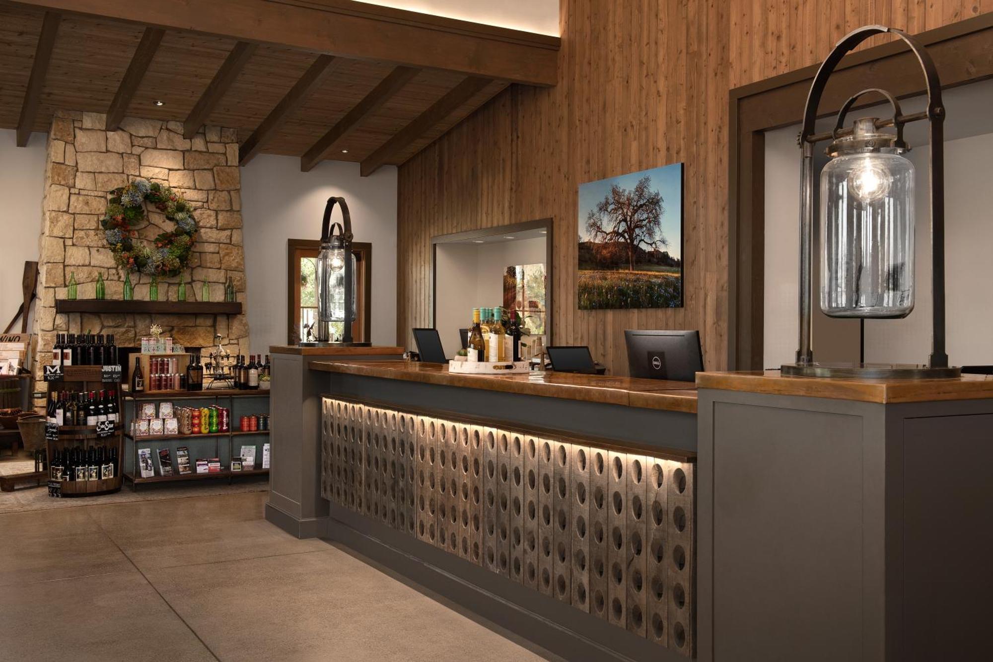 Sun Outdoors Paso Robles Hotel Exterior photo