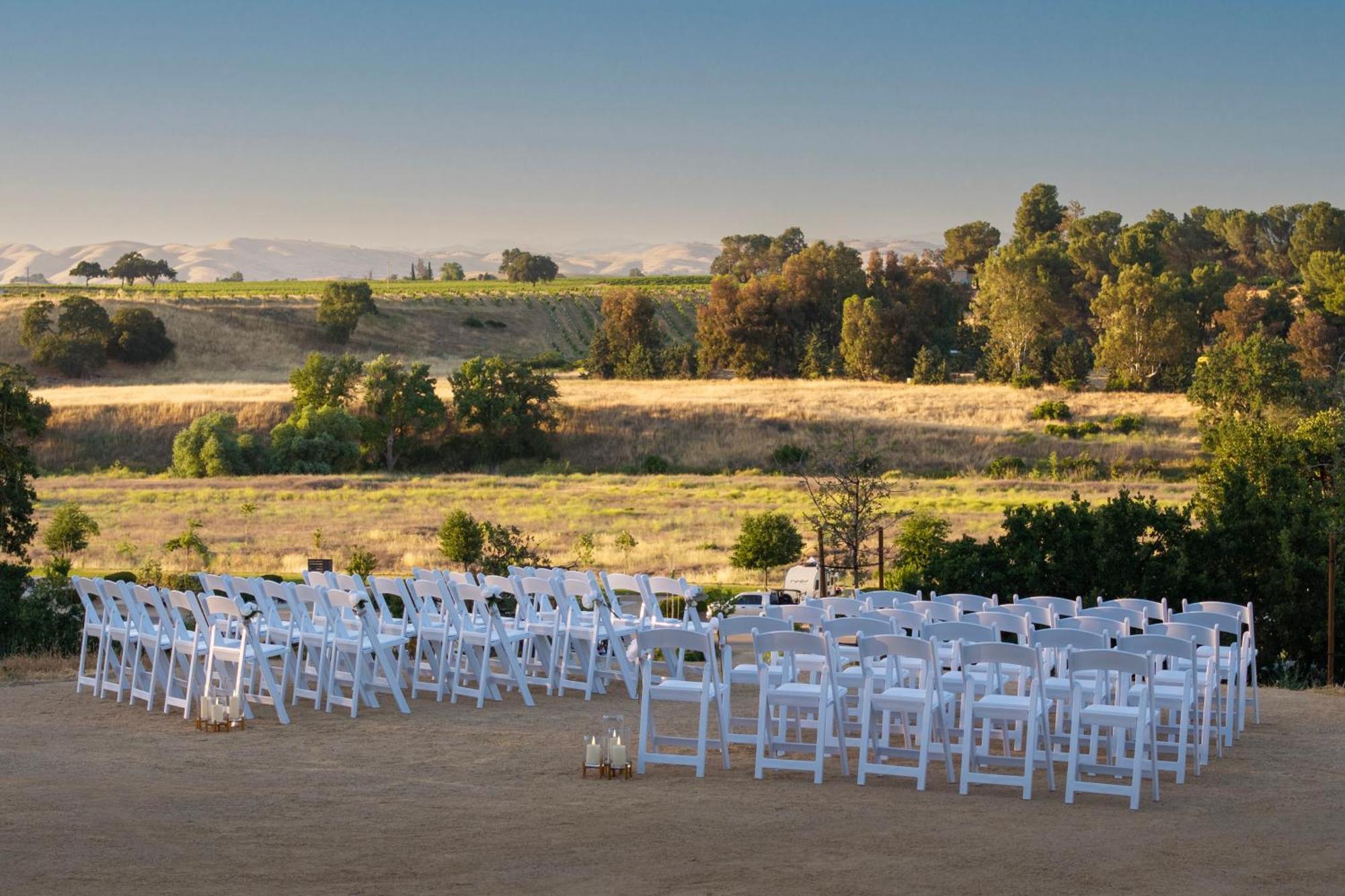 Sun Outdoors Paso Robles Hotel Exterior photo